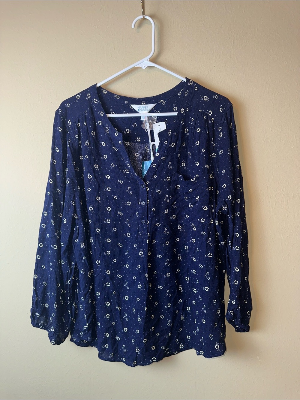 Market & Spruce Navy Floral V-Neck Button Blouse